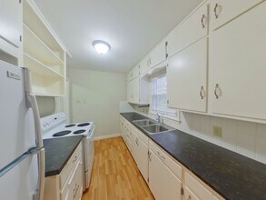 5716 E 2nd St N in Wichita, KS - Building Photo - Building Photo