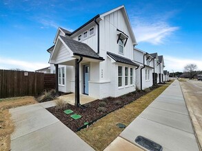 9544 Thorncrown Ln in Fort Worth, TX - Building Photo - Building Photo
