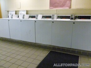 1110 Commonwealth Ave in Boston, MA - Building Photo - Building Photo