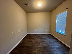 501 Cibolo Creek Dr in Kyle, TX - Building Photo - Building Photo