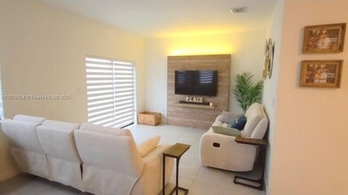 23488 SW 129th Ave in Homestead, FL - Building Photo - Building Photo