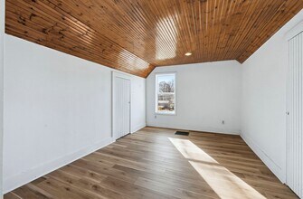 446 E Suttenfield St in Fort Wayne, IN - Building Photo - Building Photo