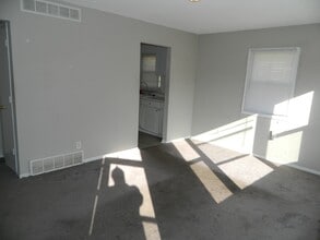 4424 SE 8th St in Des Moines, IA - Building Photo - Building Photo