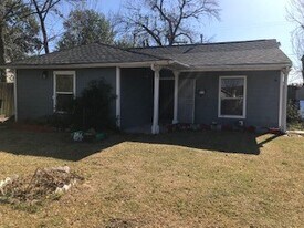 7654 Greendowns St in Houston, TX - Building Photo