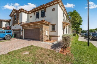 16620 SW 42nd Terrace in Miami, FL - Building Photo - Building Photo