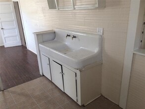 114 N Chester St in Leesburg, FL - Building Photo - Building Photo