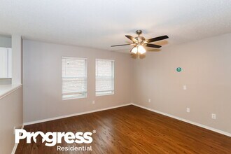105 Teal Rd in Sanger, TX - Building Photo - Building Photo