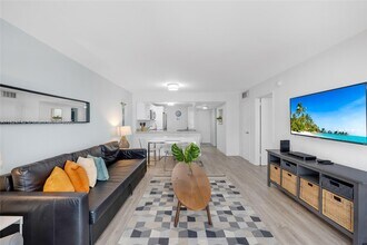 1228 West Ave in Miami Beach, FL - Building Photo - Building Photo