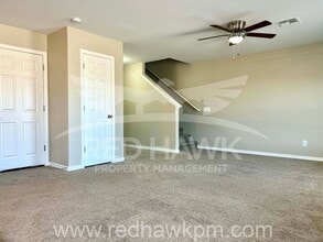 1050 Kachina Dr in Coolidge, AZ - Foto de edificio - Building Photo