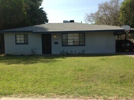 1455 E Cedar St in Tempe, AZ - Building Photo