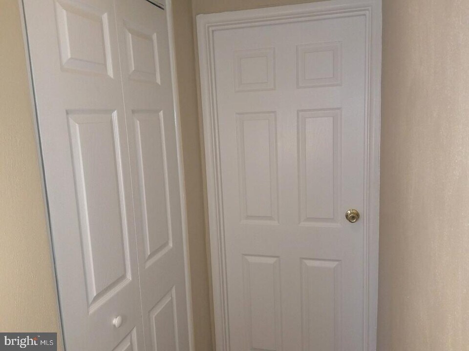 1411 Forest Ln in Schwenksville, PA - Building Photo