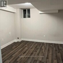 10 Ash Ct in Brampton, ON - Building Photo - Building Photo