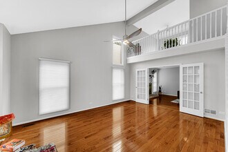 2870 Roslyn Ln in Buffalo Grove, IL - Building Photo - Building Photo