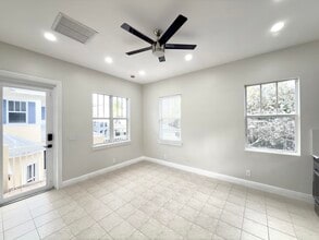 200 W Bay Cedar Cir in Jupiter, FL - Building Photo - Building Photo