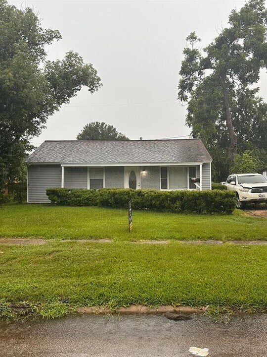 4038 Erby St in Houston, TX - Building Photo