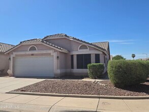 3827 W Runion Dr in Glendale, AZ - Building Photo - Building Photo