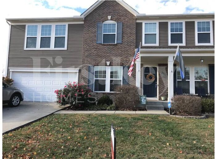 4737 Turfway Trail in Batavia, OH - Building Photo