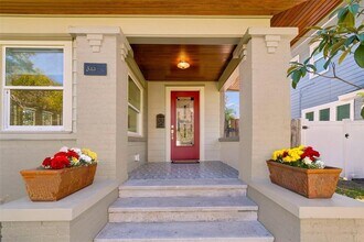 344 21st Ave NE in St. Petersburg, FL - Building Photo - Building Photo