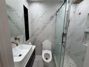 202 48th St in Union City, NJ - Building Photo - Building Photo