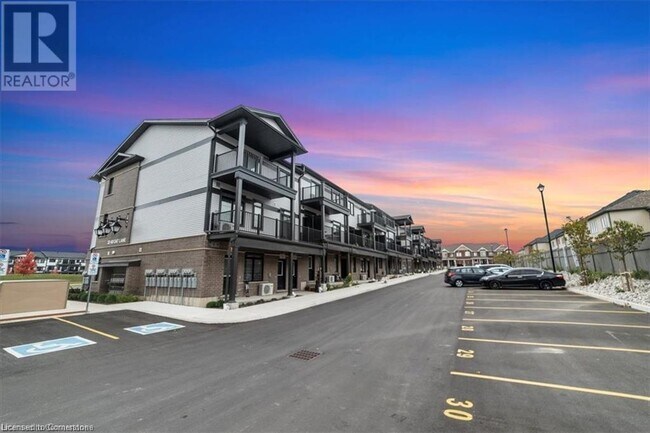 86 Oat Ln in Kitchener, ON - Building Photo - Building Photo
