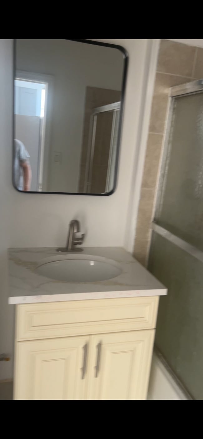 2260 Bath Ave, Unit #2 and #3 in Brooklyn, NY - Building Photo - Building Photo