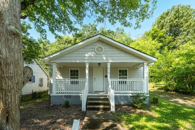 property at 410 New St