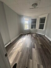 40 Wegman Pkwy in Jersey City, NJ - Building Photo - Building Photo