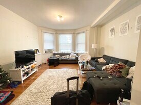 22 Euston St, Unit 1 in Brookline, MA - Building Photo