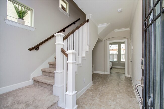 2015 Royal Landing Dr in Houston, TX - Building Photo - Building Photo