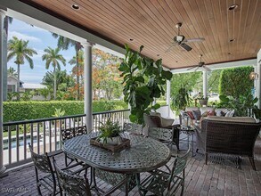 613 14th Ave S in Naples, FL - Building Photo - Building Photo