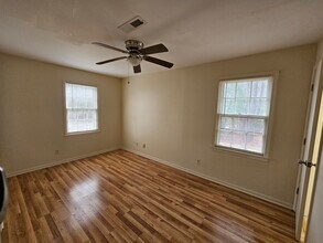 1310 Avon Ct in Wilmington, NC - Building Photo - Building Photo