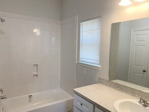 4209 Mallow St in Houston, TX - Building Photo - Building Photo