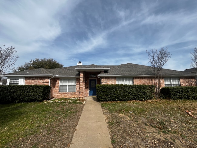 property at 701 Stonebrooke Dr