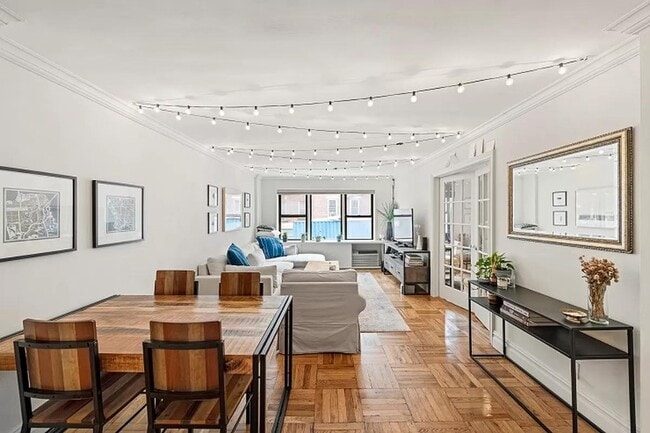 property at 315 7th Ave