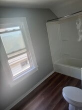 1264 E 168th St in Cleveland, OH - Building Photo - Building Photo