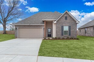 732 Crozier Dr in Bossier City, LA - Building Photo