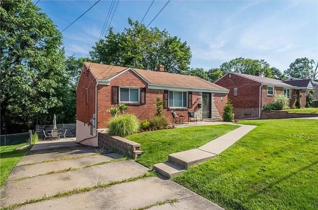 719 Rose Ln in Pittsburgh, PA - Building Photo - Building Photo