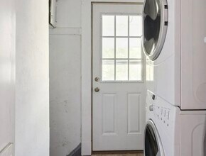 44 Greenleaf Ave in Medford, MA - Building Photo - Building Photo