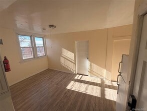 315 S 4th Ave in Mount Vernon, NY - Building Photo - Building Photo