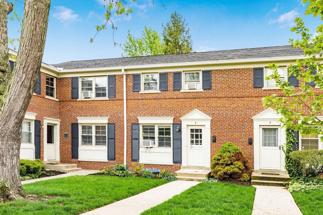 1775 Northwest Ct in Columbus, OH - Foto de edificio