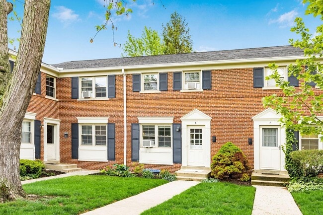 property at 1775 Northwest Ct