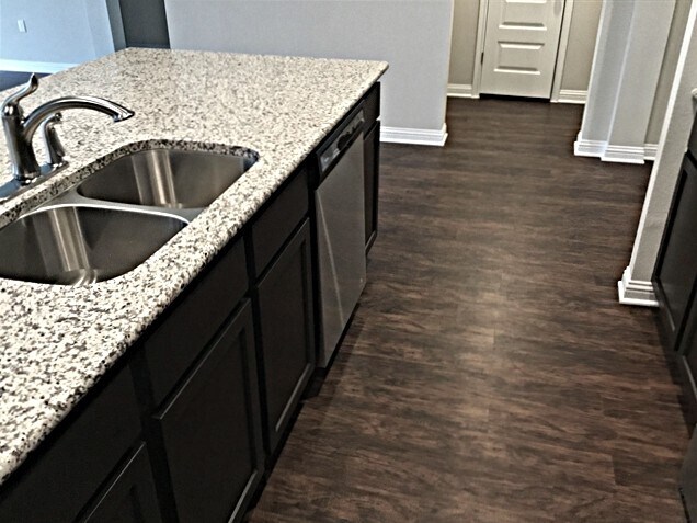 5613 Gerard Dr, Unit 39 in Austin, TX - Building Photo - Building Photo