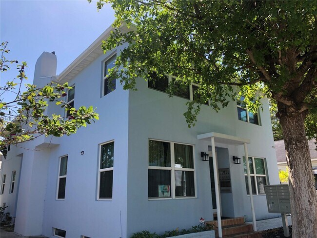 114 S M St in Lake Worth Beach, FL - Building Photo - Building Photo