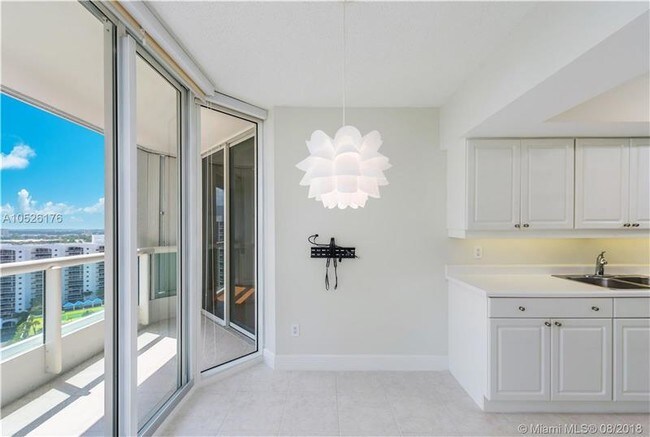 21205 Yacht Club Dr-Unit -2007 in Aventura, FL - Building Photo - Building Photo