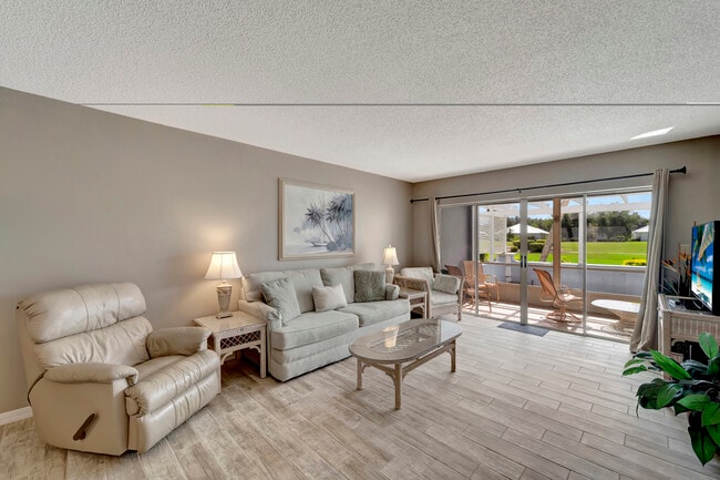 property at 456 Cerromar Rd