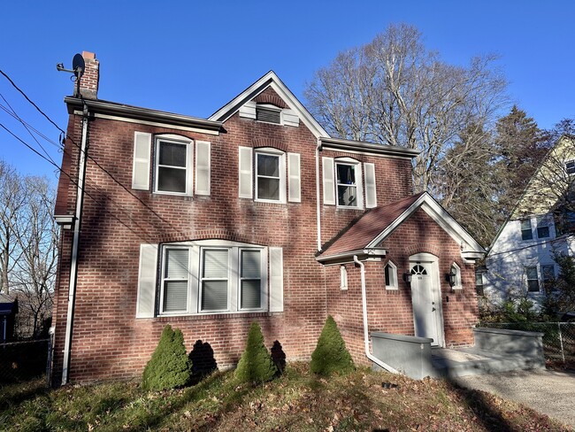 928 Townsend Ave in New Haven, CT - Building Photo - Building Photo