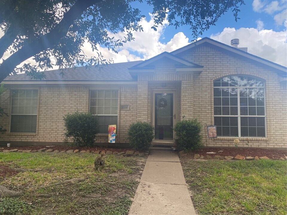 15330 Geral Ln in Houston, TX - Building Photo