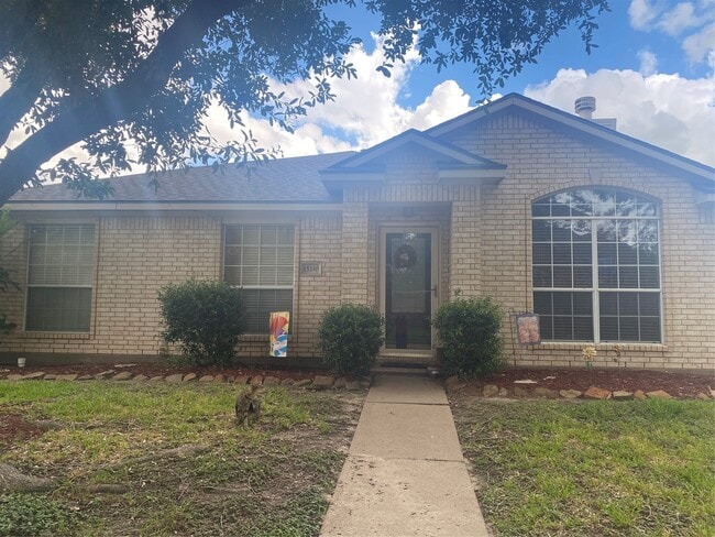 property at 15330 Geral Ln