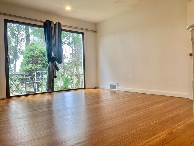 83 Academy Hill Rd, Unit 1 in Boston, MA - Building Photo - Building Photo
