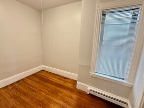 11 Linden St, Unit 2 in Boston, MA - Building Photo - Building Photo